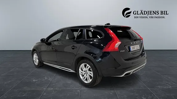 Volvo V60 Cross Country 2016 photo 5