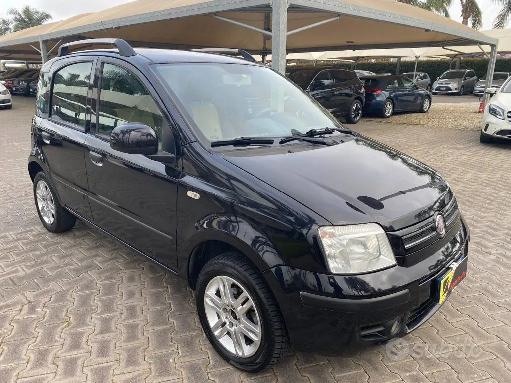 Fiat Panda 2010 photo 2