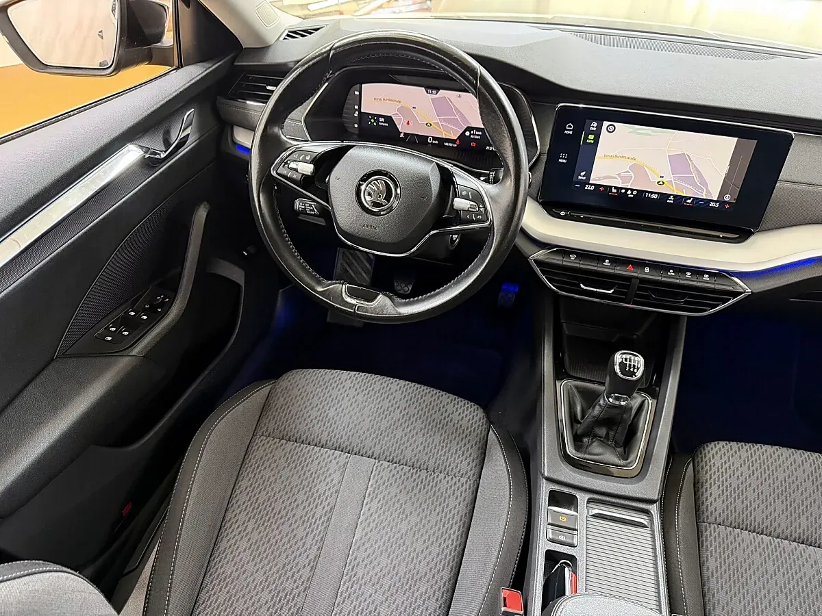Skoda Octavia 2022 photo 2