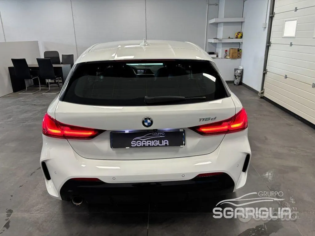 BMW 116D 2021 photo 5