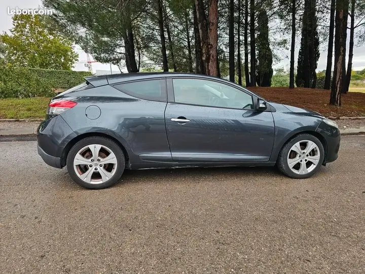 Renault Megane 2009 photo 5
