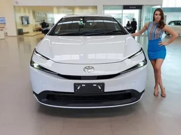 Toyota Prius 2023 photo 3