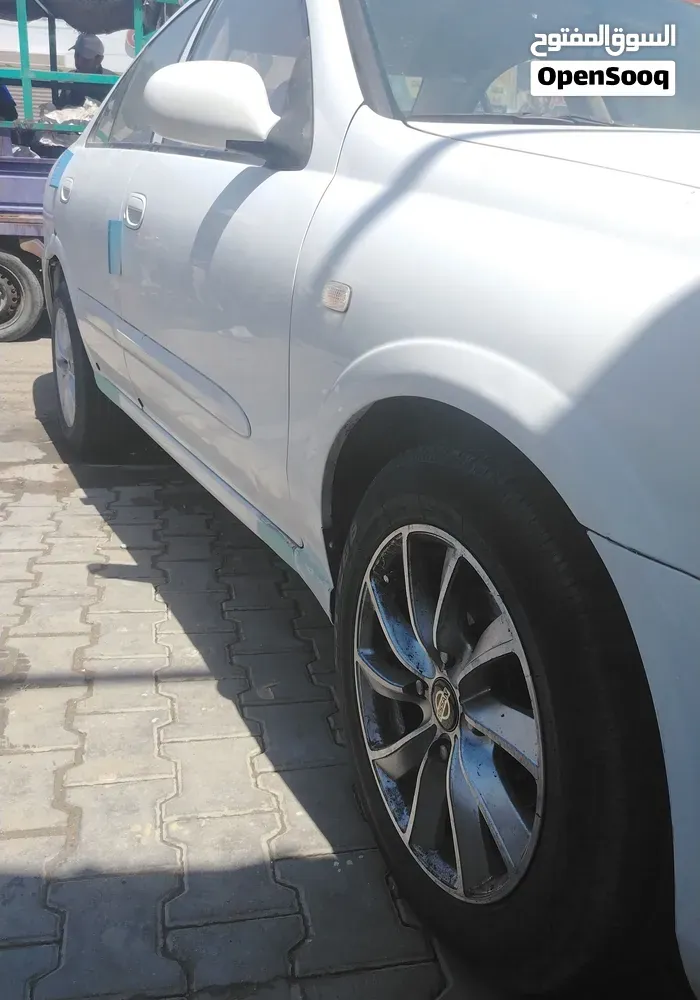 Nissan Sunny