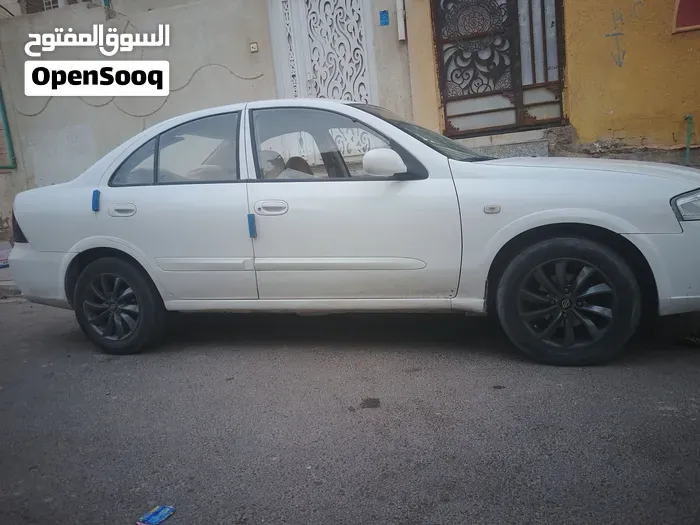 Nissan Sunny 2013 photo 2