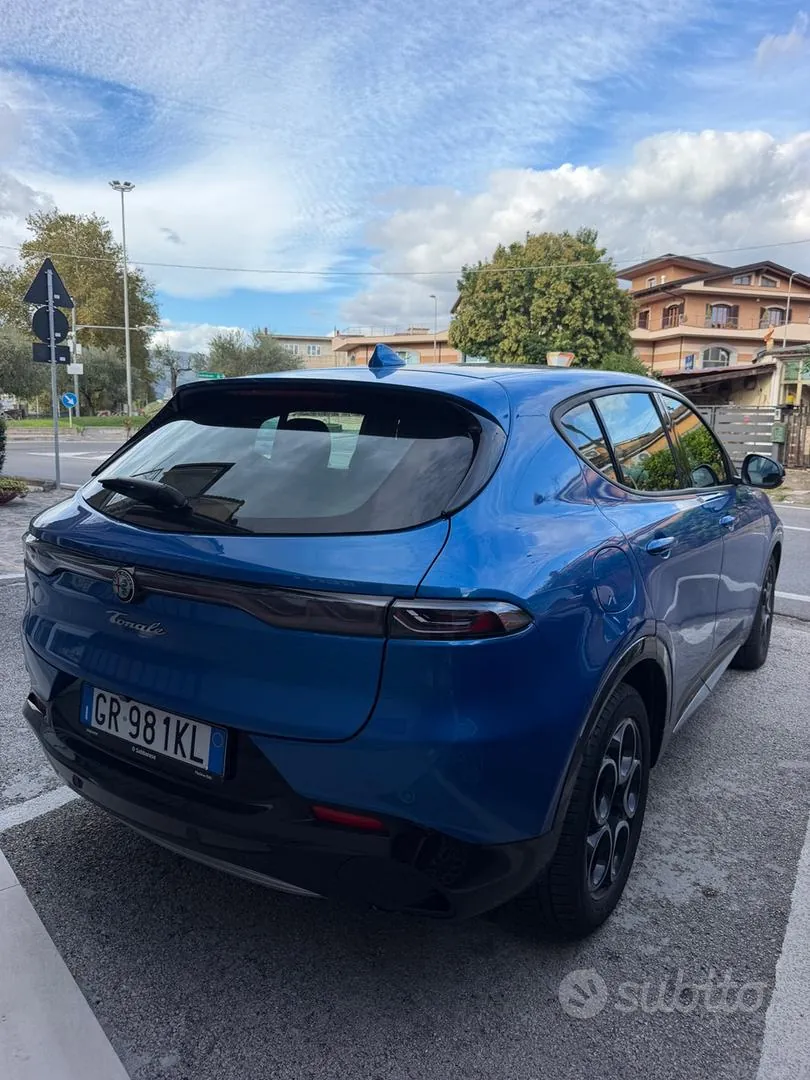Alfa Romeo Tonale 2023 photo 2