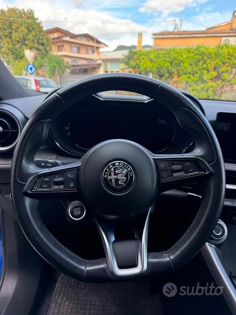 Alfa Romeo Tonale 2023 photo 4