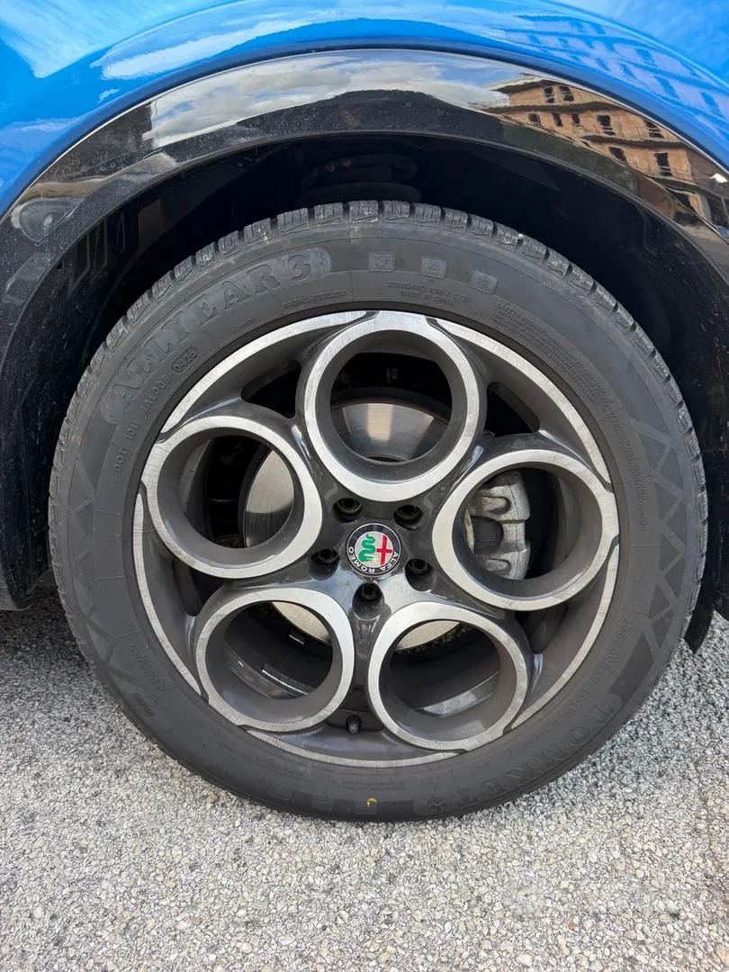 Alfa Romeo Tonale 2023 photo 5