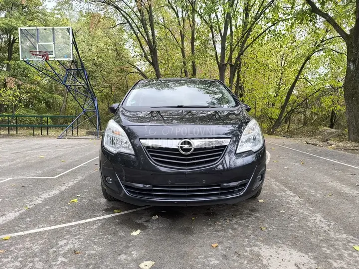 Opel Meriva 2012 photo 2