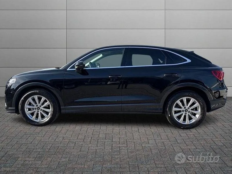 Audi Q3 2022 photo 5