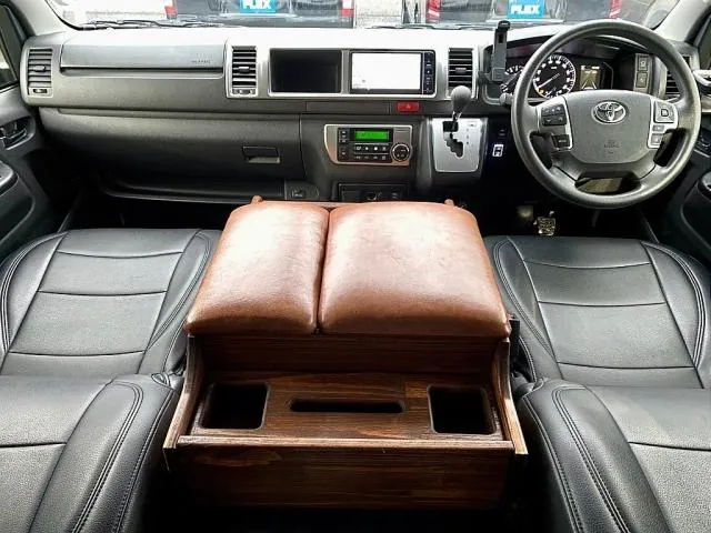 Toyota Hiace Wagon 2023 photo 3