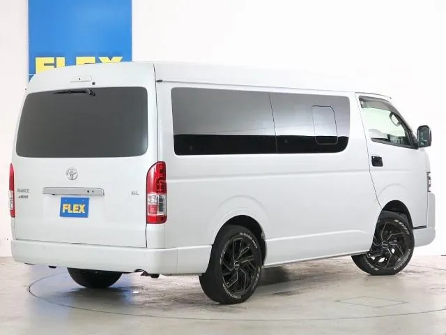 Toyota Hiace Wagon 2023 photo 5
