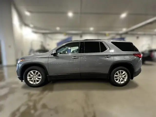 Chevrolet Traverse 2020 photo 2