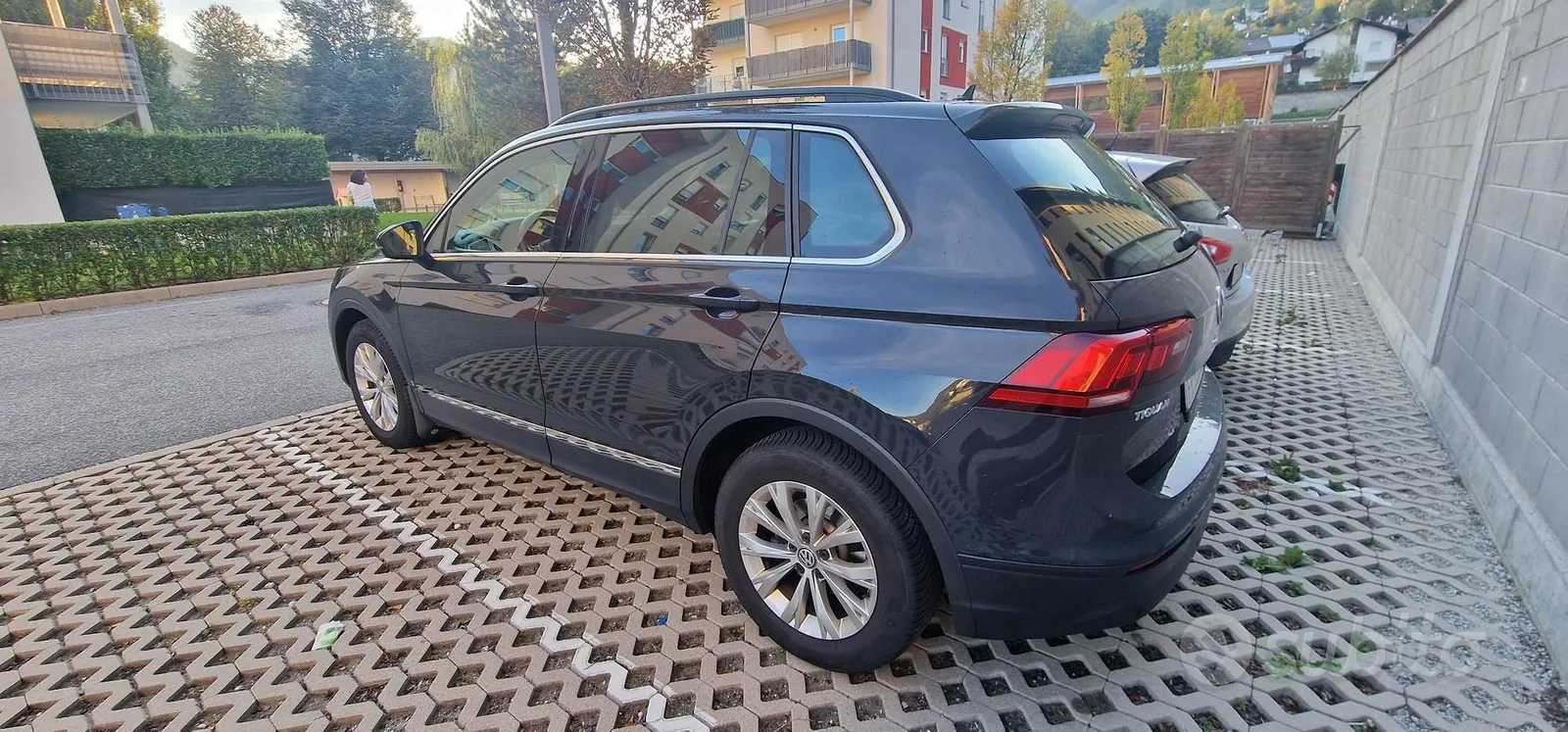 Volkswagen Tiguan 2018 photo 2