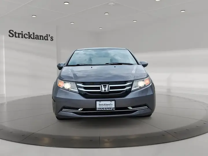 Honda Odyssey 2016 photo 2