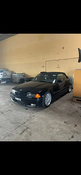 BMW 325I