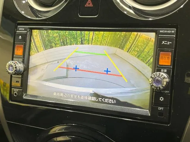 Nissan Note 2014 photo 4