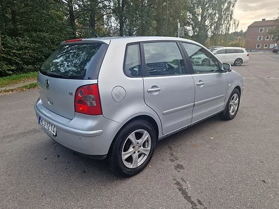 Volkswagen Polo 2005 photo 2