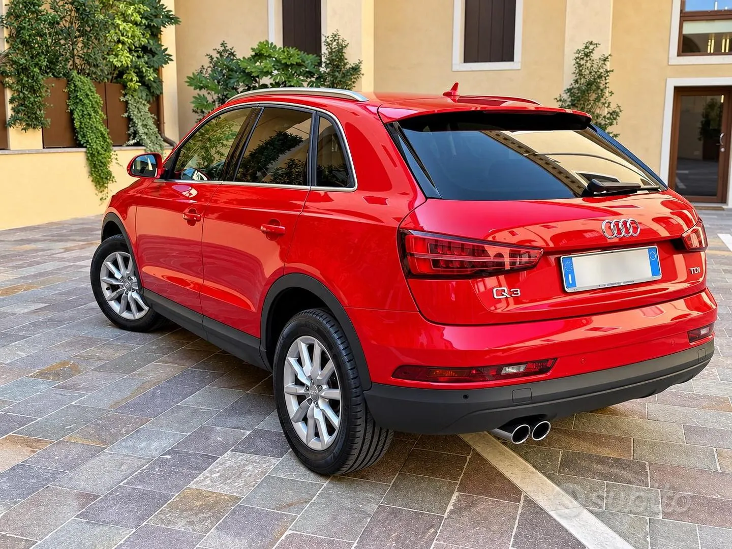 Audi Q3 2016 photo 3
