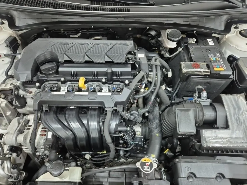 Hyundai Avante 2023 photo 5