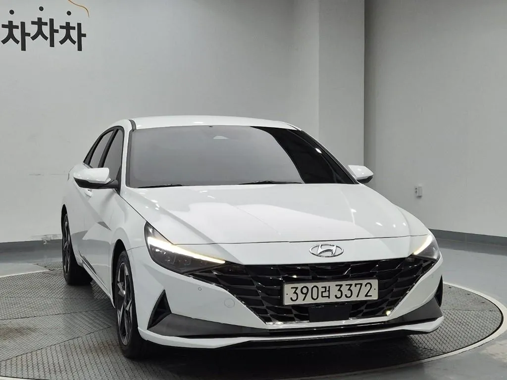 Hyundai Avante 2023 photo 4