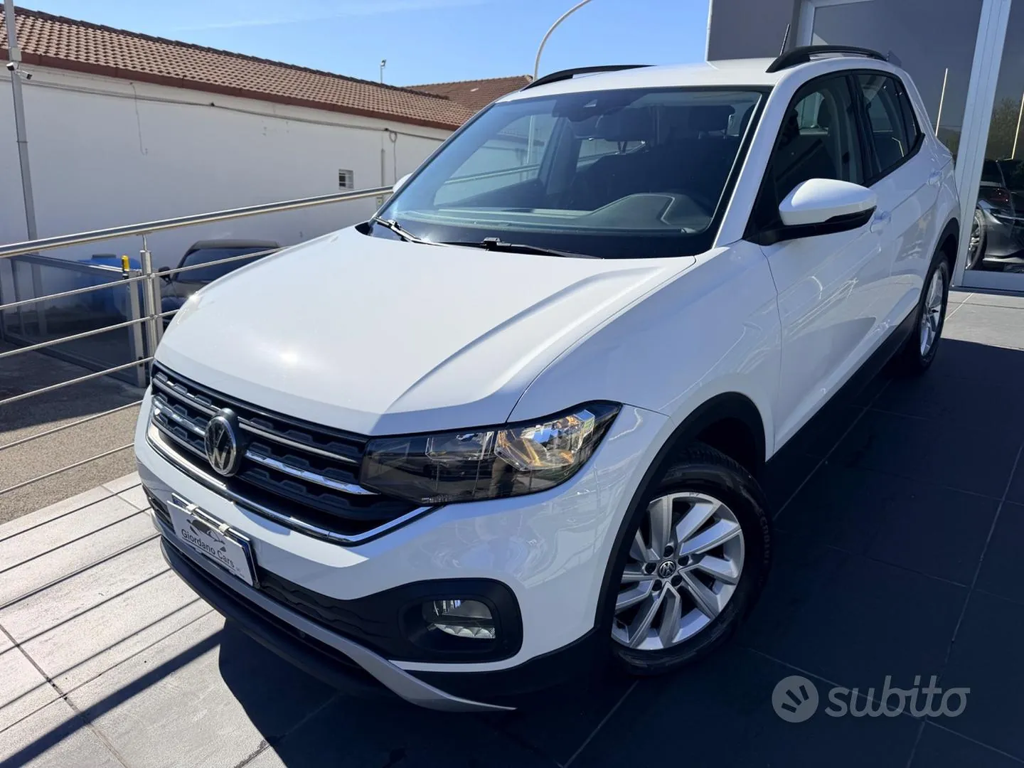 Volkswagen T-Cross 2019 photo 2