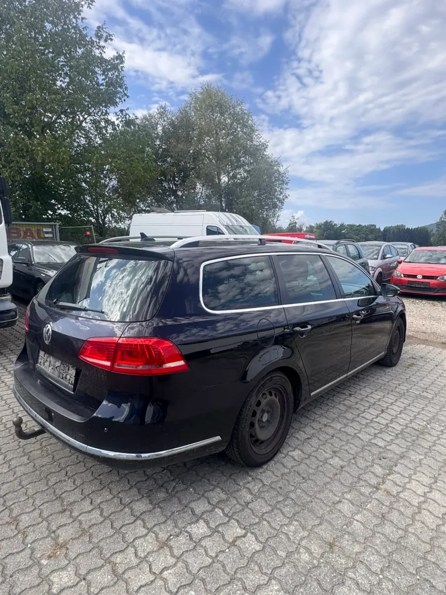 Volkswagen Passat 2012 photo 3