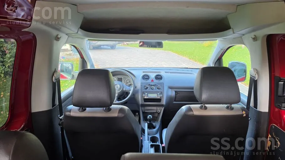 Volkswagen Caddy 2011 photo 2