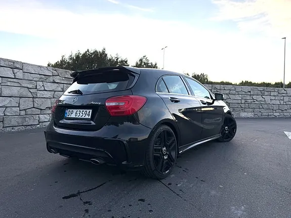 Mercedes-Benz A200 2015 photo 3