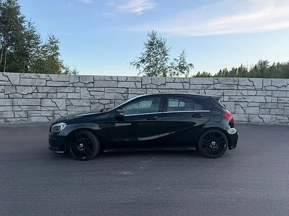 Mercedes-Benz A200 2015 photo 5
