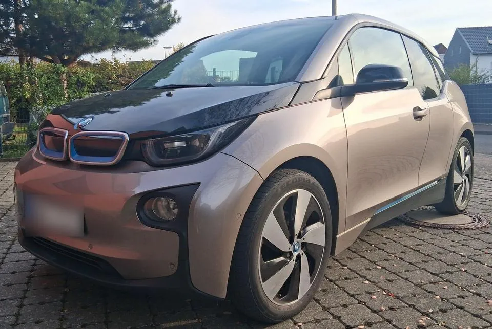 BMW I3