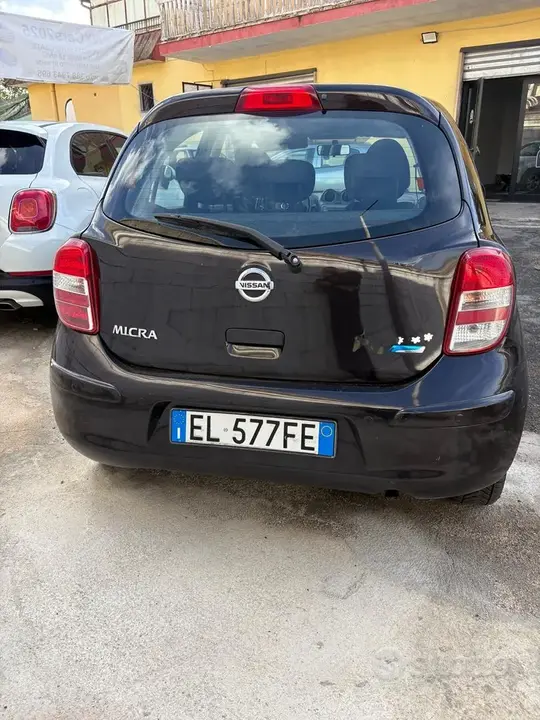 Nissan Micra 2012 photo 5