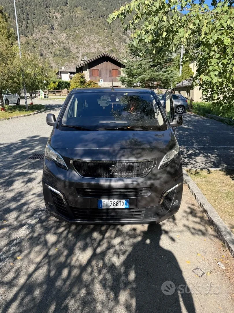 Peugeot Traveller 2017 photo 3