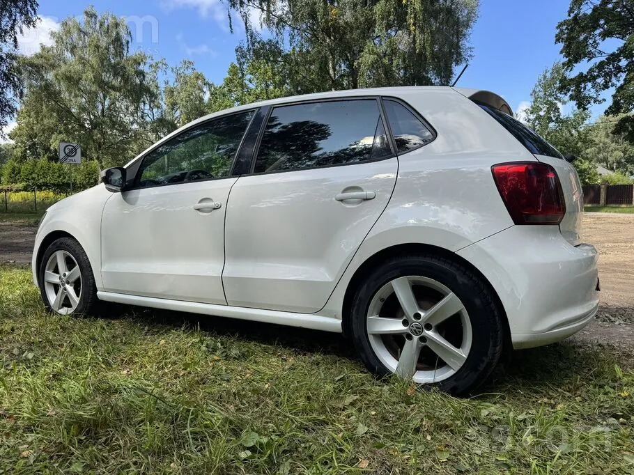 Volkswagen Polo 2009 photo 3