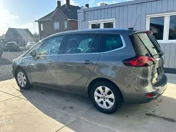 Opel Zafira 2018 photo 3