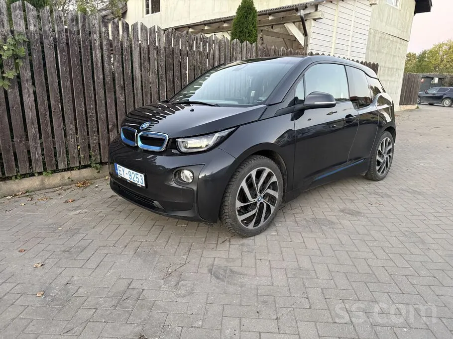 BMW I3