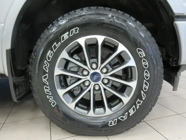 Ford F-150 2020 photo 2