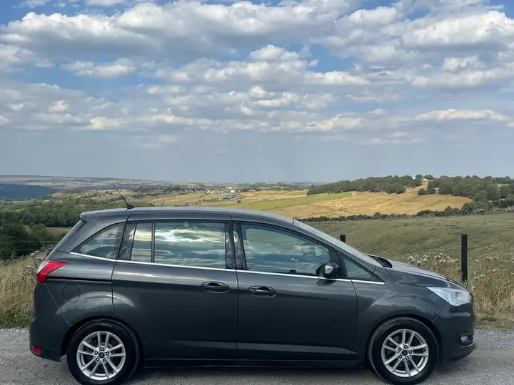 Ford Grand C-Max 2016 photo 5