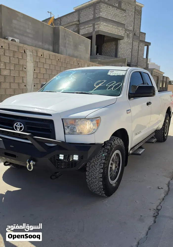 Toyota Tundra 2010 photo 3