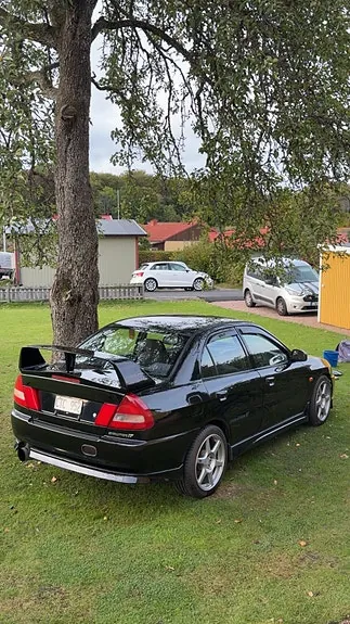 Mitsubishi Lancer 1996 photo 2