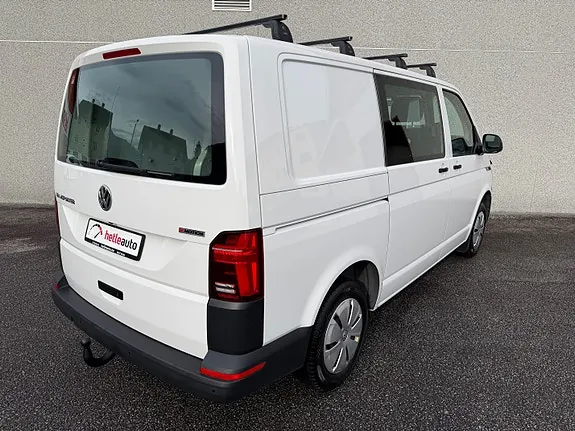Volkswagen Transporter 2022 photo 3