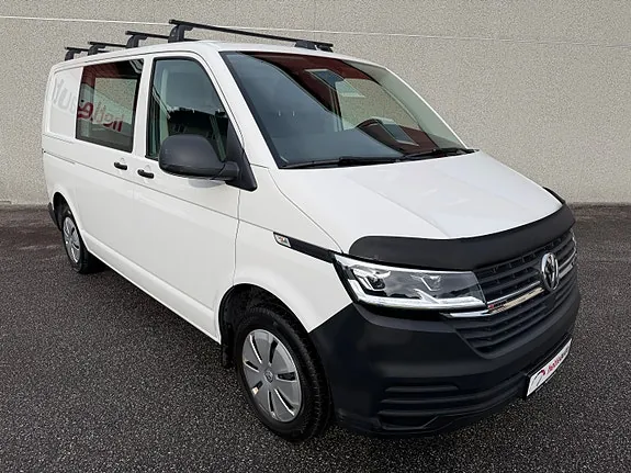 Volkswagen Transporter 2022 photo 2