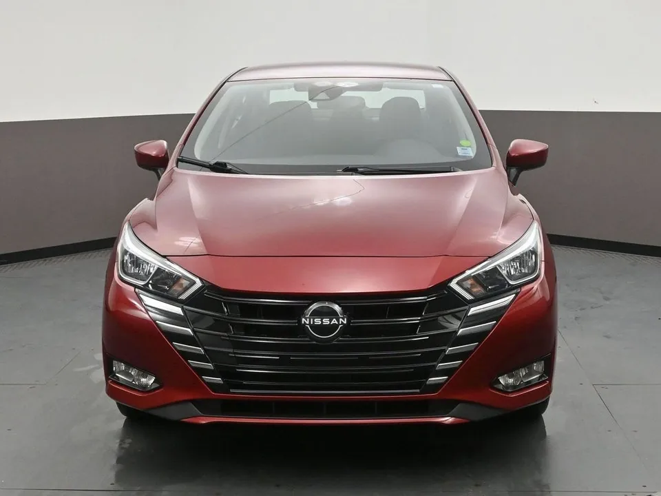 Nissan Versa 2024 photo 2
