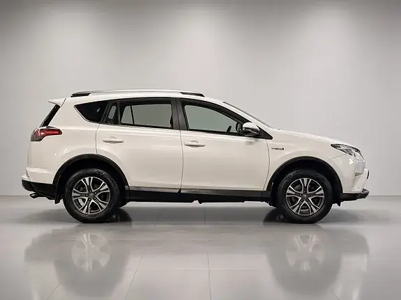 Toyota Rav4 2017 photo 5