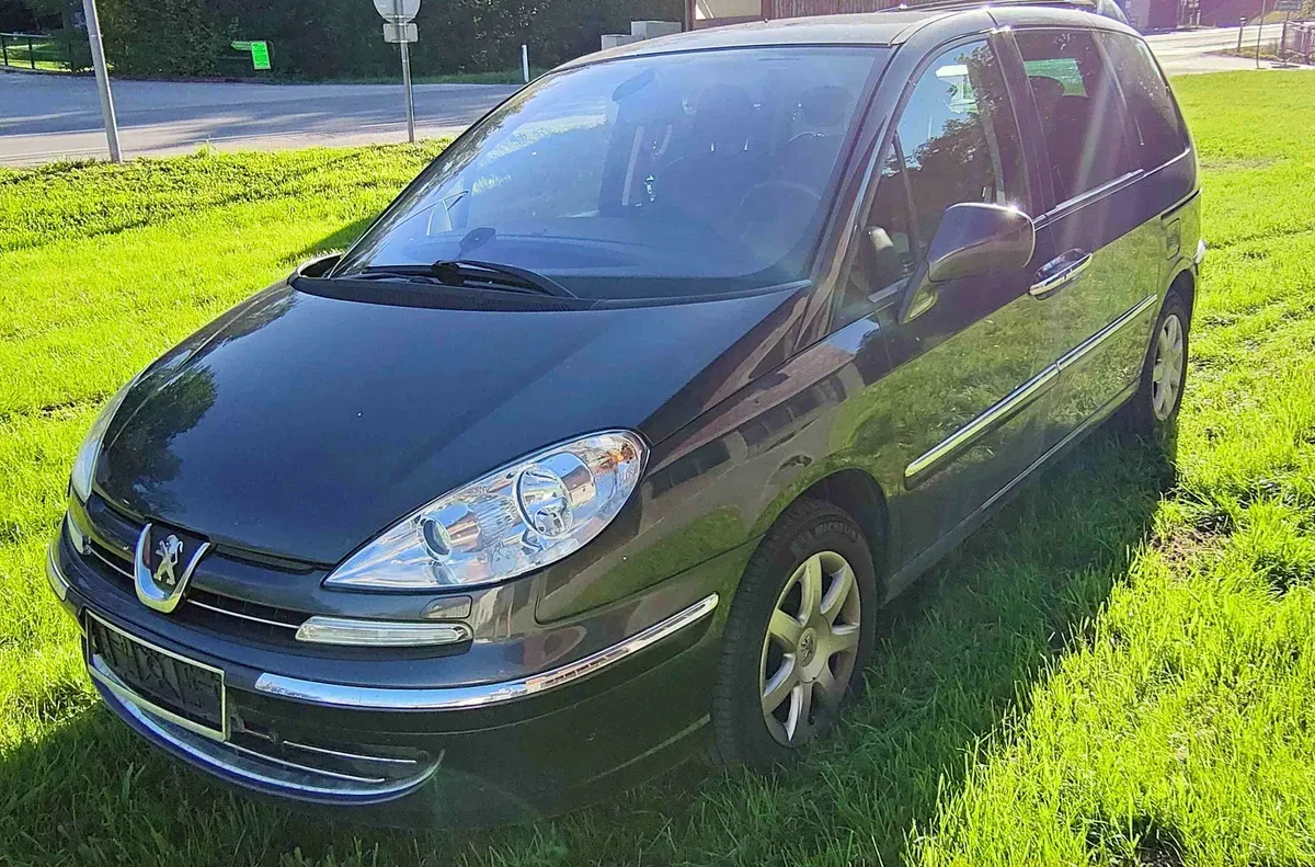 Peugeot 807