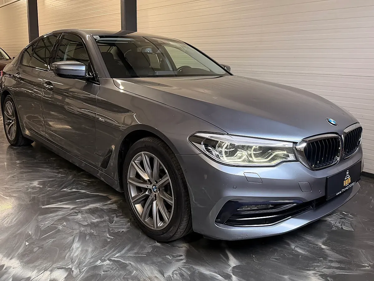 BMW 5 Series 2017 photo 2