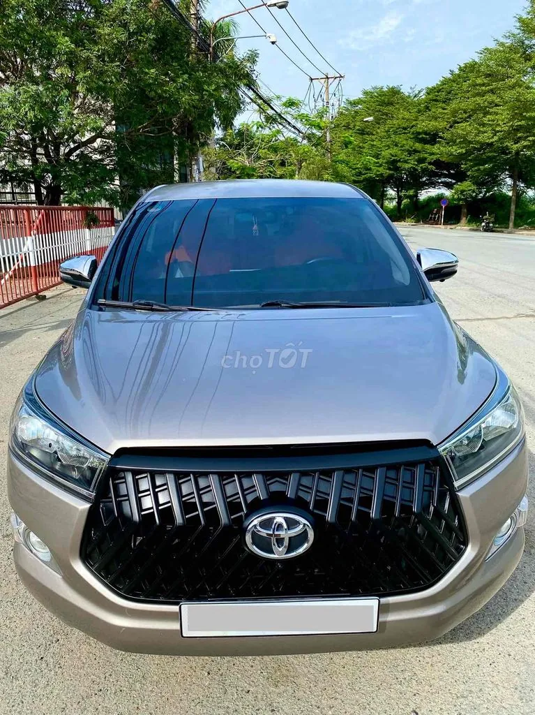 Toyota Innova 2018 photo 3