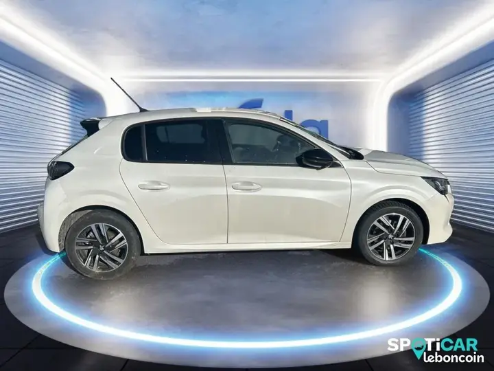 Peugeot 208 2022 photo 4