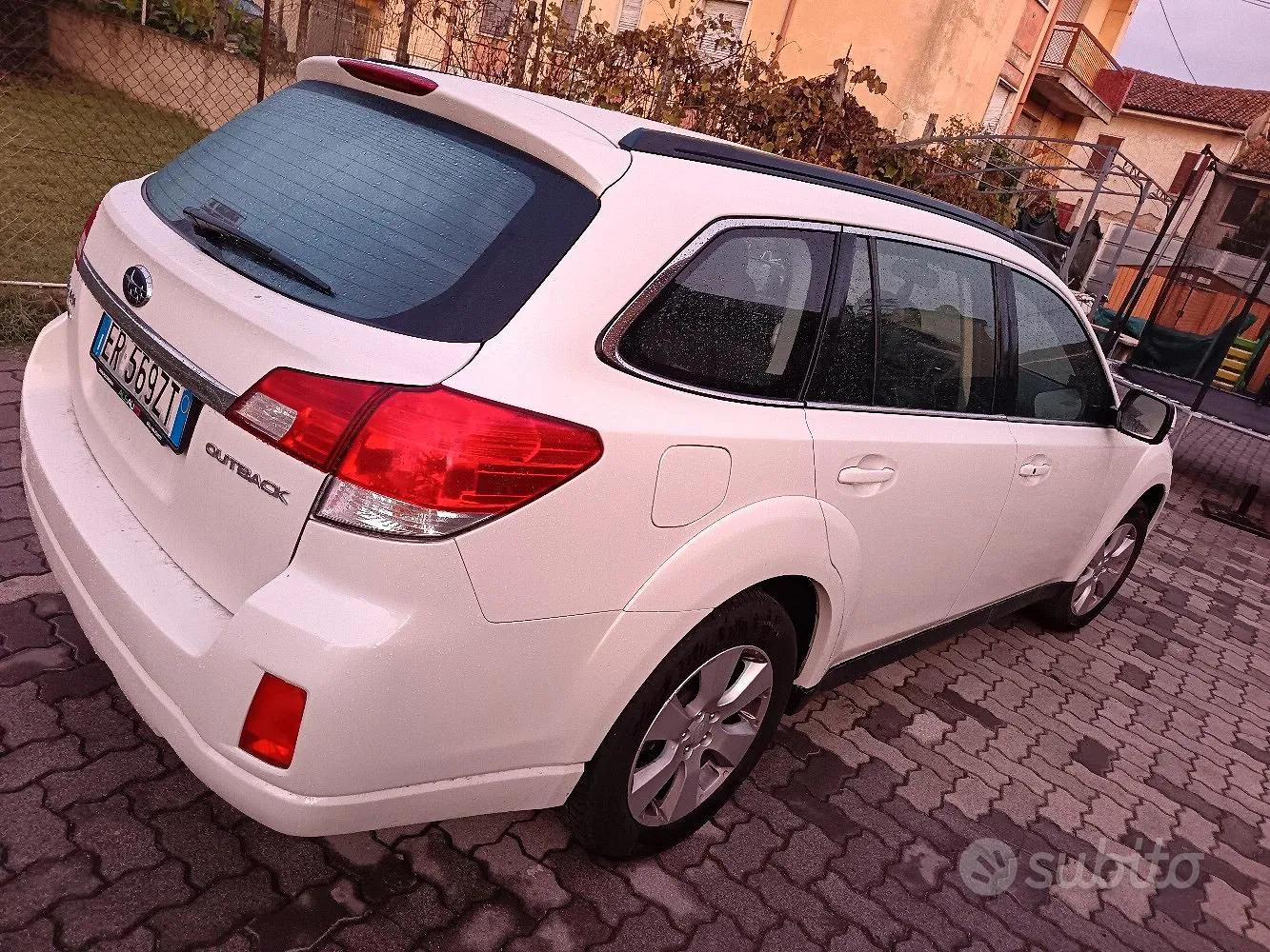Subaru Outback 2013 photo 4