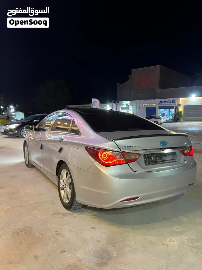 Hyundai Sonata 2012 photo 4