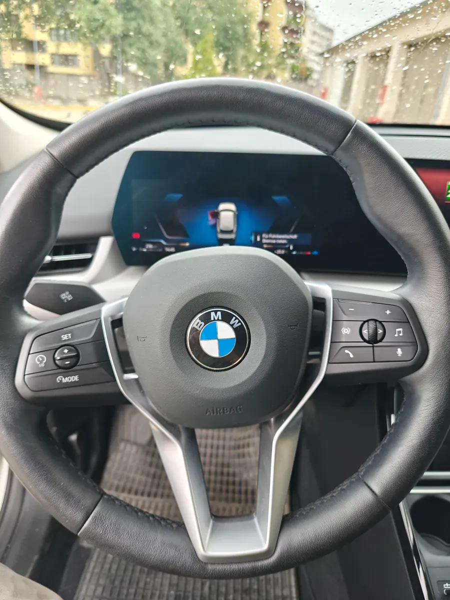 BMW X1 2025 photo 2